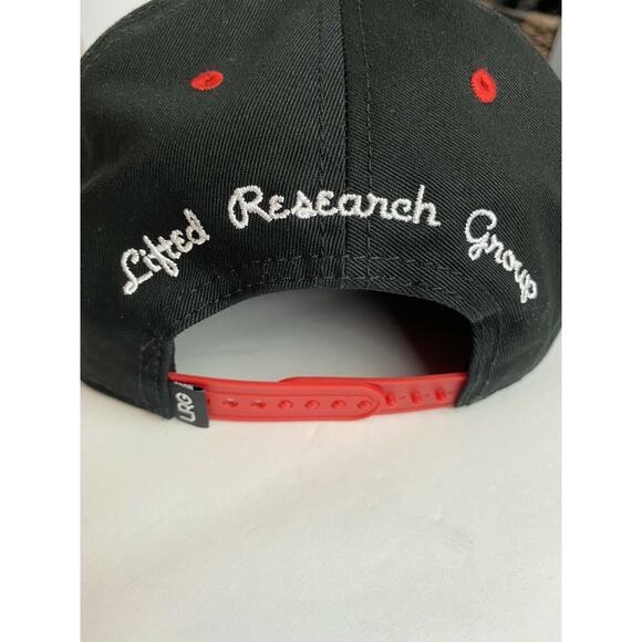 Men LRG Lifted Research Embroidered Adjustable Snapback Hat NWOT - Picture 2 of 6